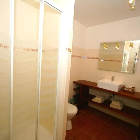 Spacious Farmhouse In Maisons With Terrace Σπίτι διακοπών Maisons (Calvados)