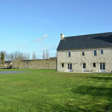 Σπίτι διακοπών Spacious Farmhouse In Maisons With Terrace *