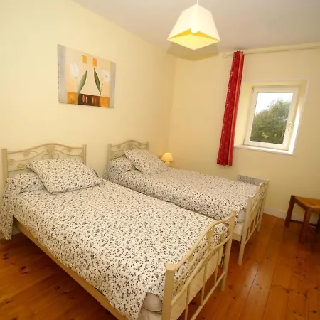 Spacious Farmhouse In Maisons With Terrace Σπίτι διακοπών *